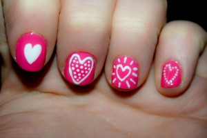 diseño de corazones para uñas de niñas
