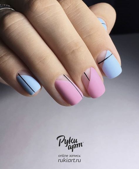 Uñas Azul Claro Decoradas (10)