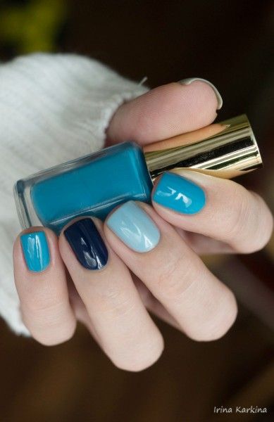 Uñas Azul Claro Decoradas (3)