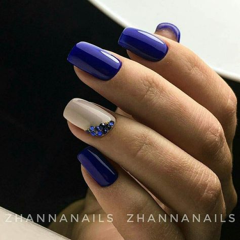 Uñas Azul Oscuro Decoradas (1)
