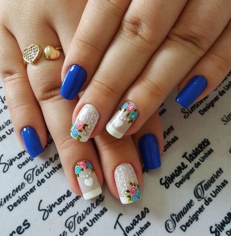 Uñas Azul Oscuro Decoradas (12)