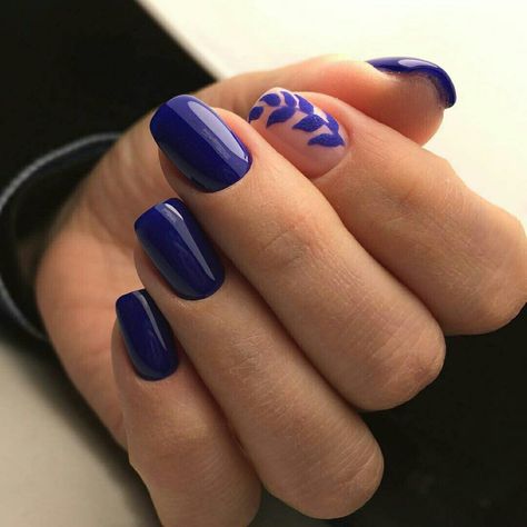 Uñas Azul Oscuro Decoradas (13)