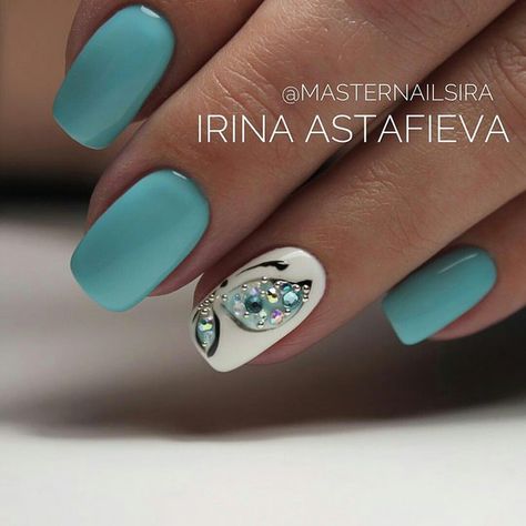 Uñas Azules Decoradas (2)