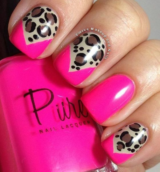 uñas cortas decoradas de rosa