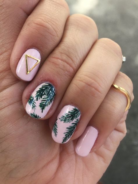 Uñas Doradas Con Rosa (16)
